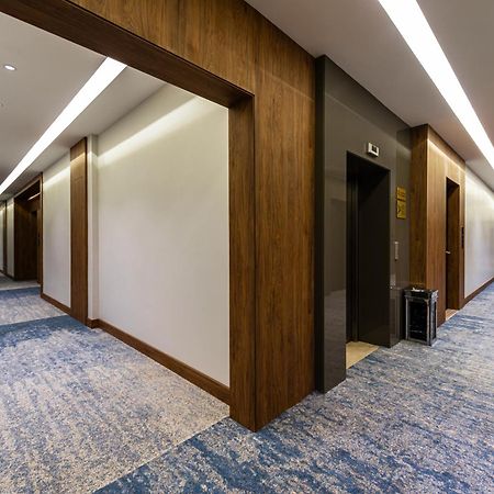 Voyage Hotel & Suites Rijád Exteriér fotografie